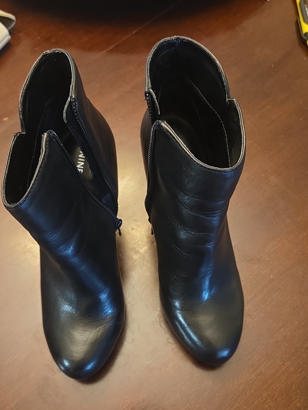 Nine West Black Leather Ankle Booties with Side Zip